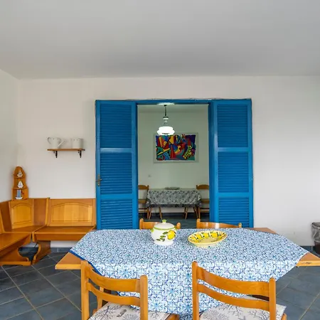 Blue A Pochi Passi Dal Mare